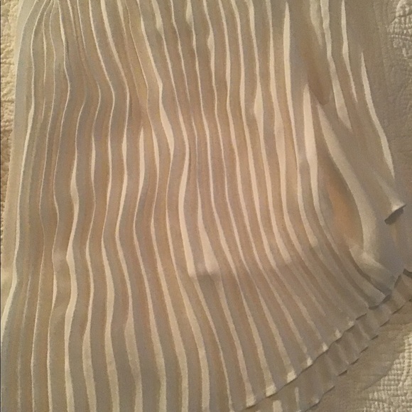 White Shirt - Picture 2 of 2